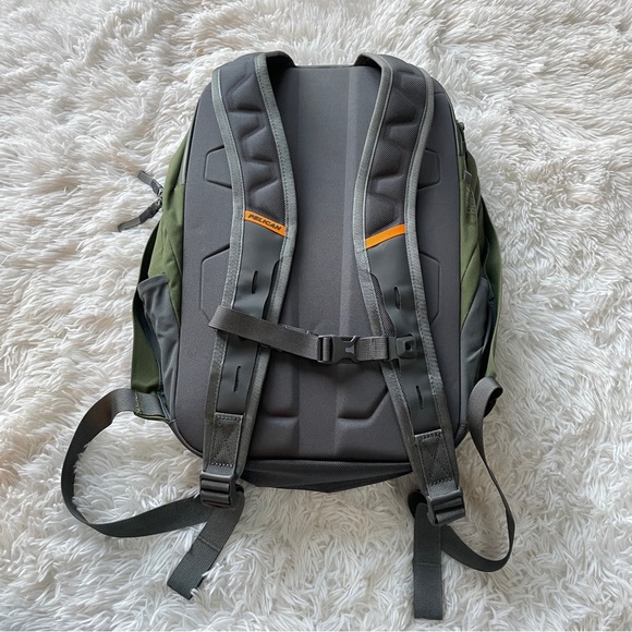 Pelican MPB25 Mobil Protect 25L Laptop Backpack - Picture 6 of 16